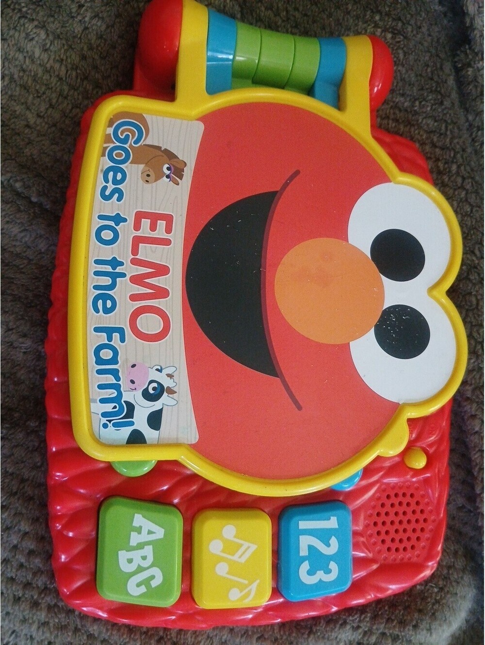 Sesame Street Elmo's Lots To Learn Electronic Book Goes To Farm Sounds Music Toy